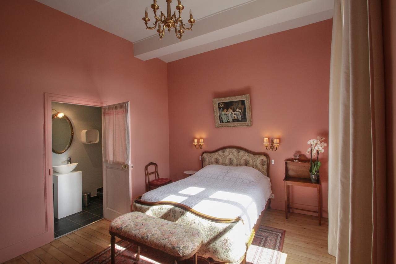 Hotel Le Prieure Noyers-sur-Serein Zewnętrze zdjęcie