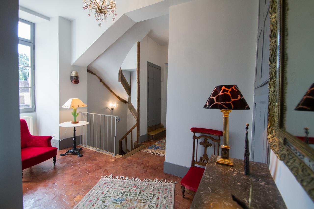 Hotel Le Prieure Noyers-sur-Serein Zewnętrze zdjęcie