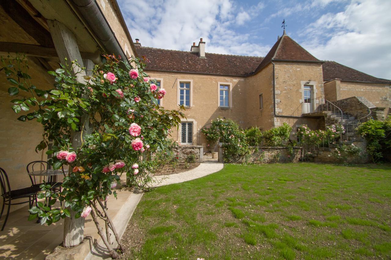 Hotel Le Prieure Noyers-sur-Serein Zewnętrze zdjęcie