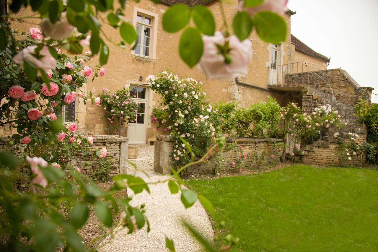 Hotel Le Prieure Noyers-sur-Serein Zewnętrze zdjęcie