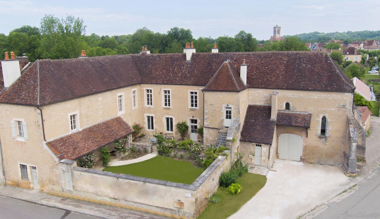 Hotel Le Prieure Noyers-sur-Serein Zewnętrze zdjęcie